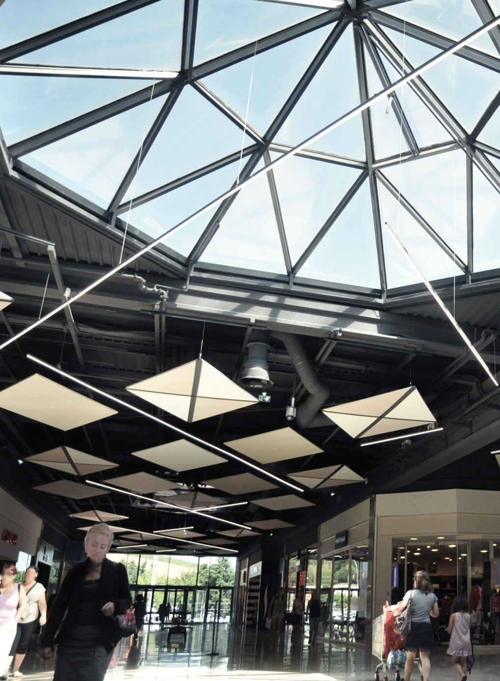 Galerie Auchan Villars - Studio Divo - Architecture d'intérieur